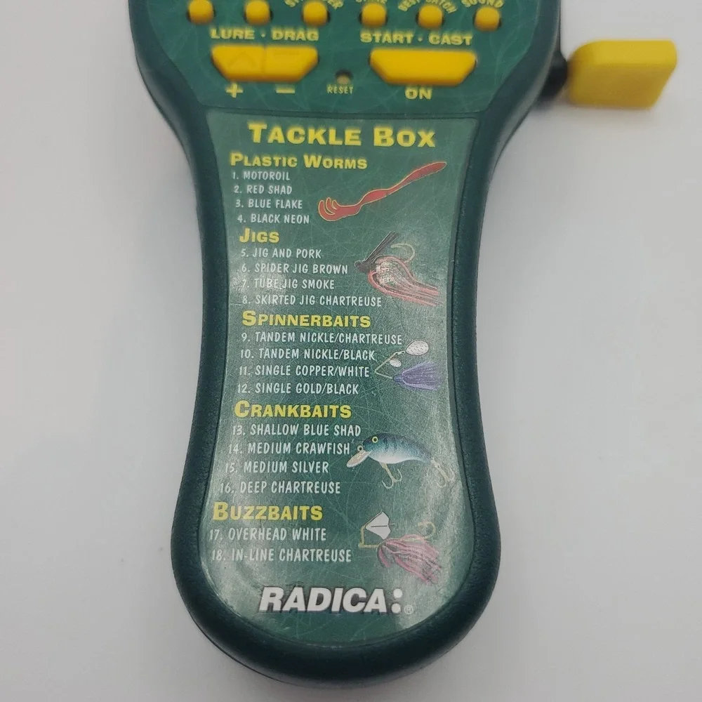 VTG Radica Sport Bass Fishin' Electronic Handheld Game 1998- TESTED - WORKING